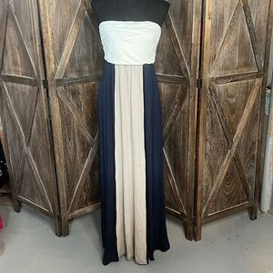 Boutique Maxi Dress NWOT